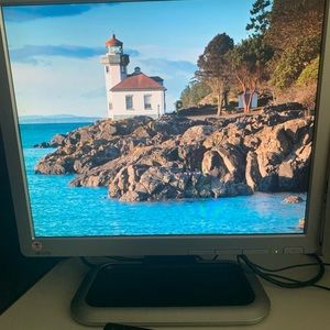 HP desktop with dual monitor setup